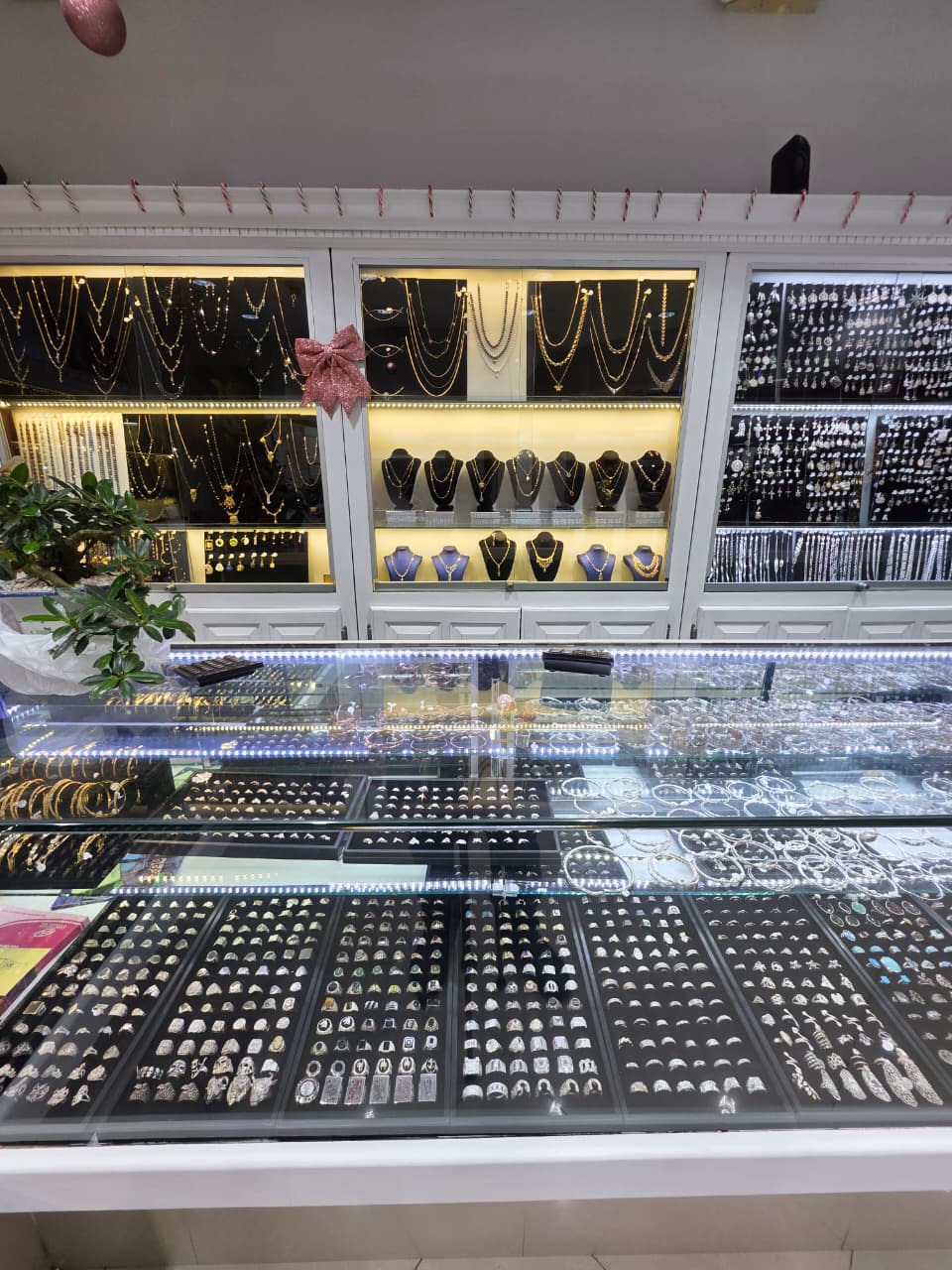 Rattan's Jewellers photo 3