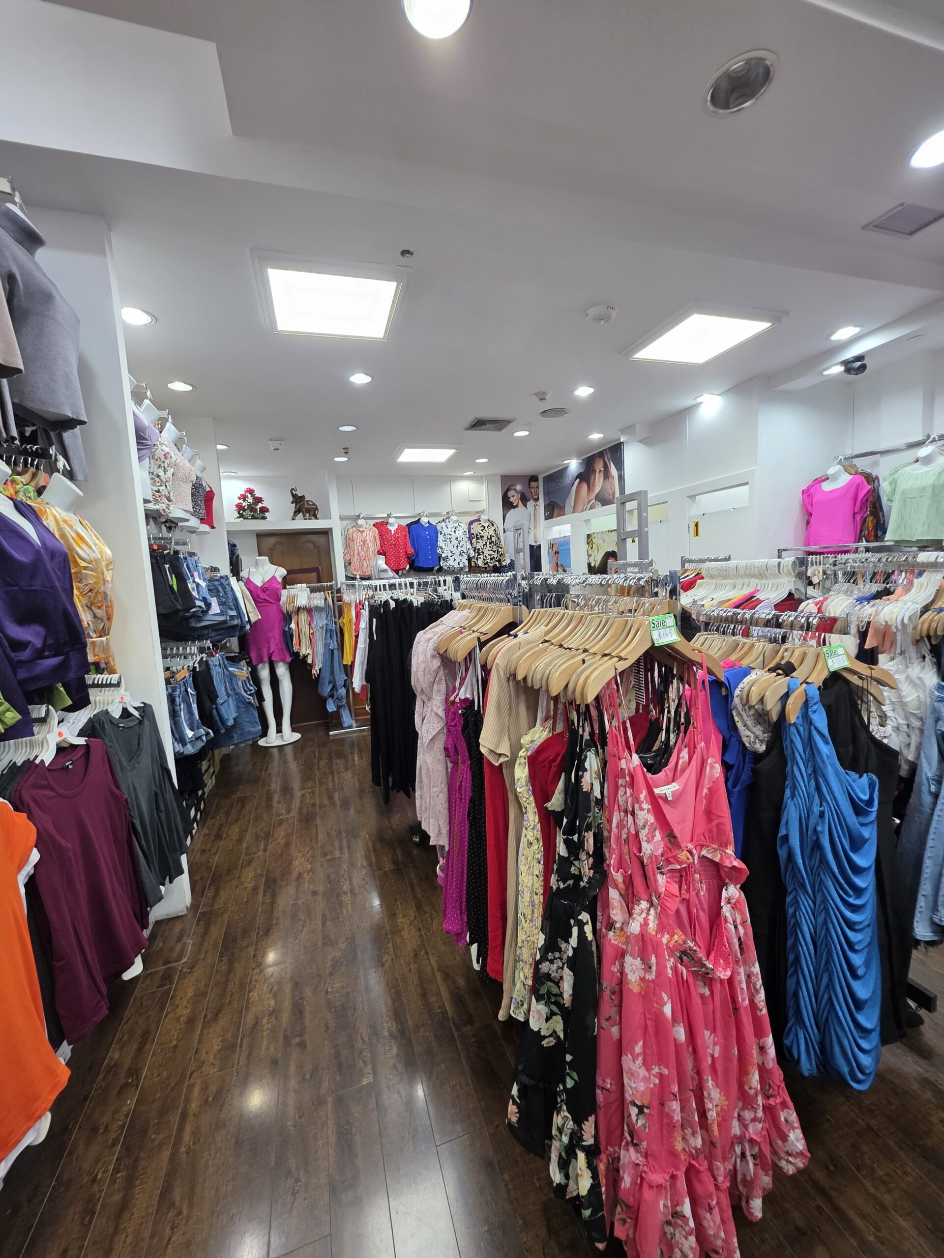 Ambi's Exclusive photo 5