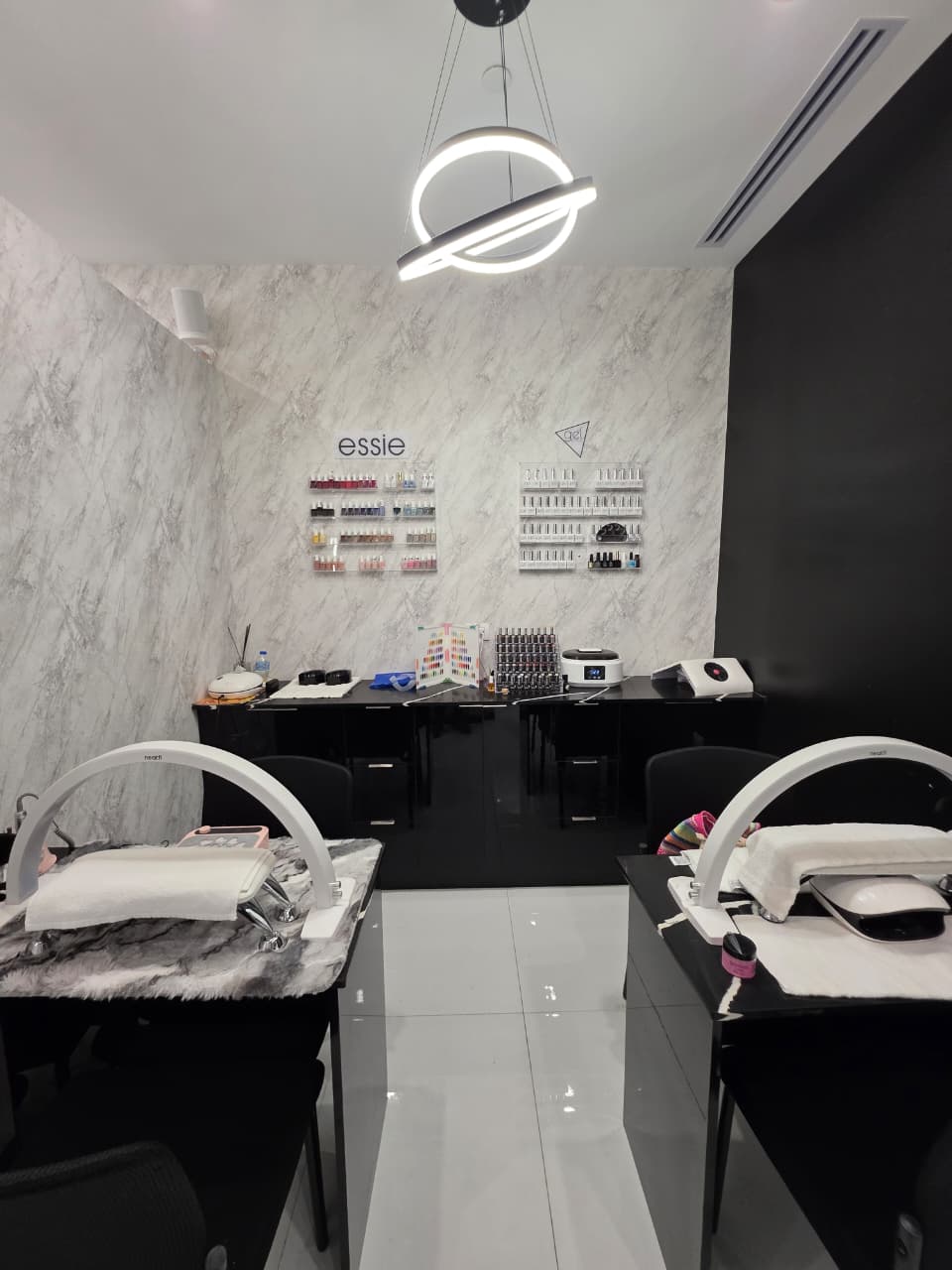 Aura Salon & Spa photo 4