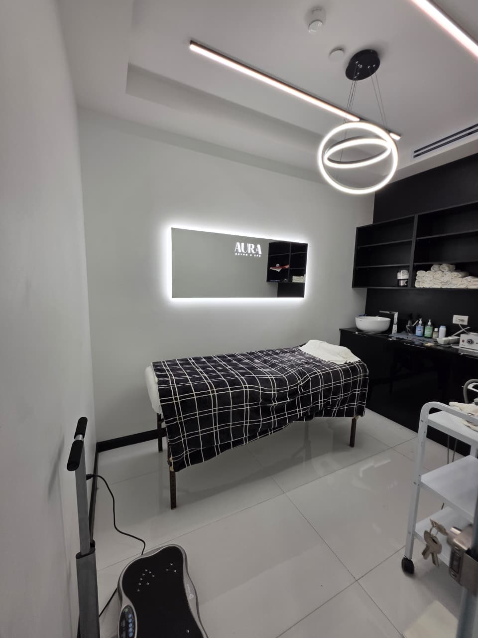 Aura Salon & Spa photo 3