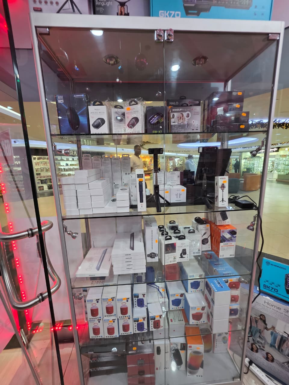 Mobiles Galore & Photo Center photo 3